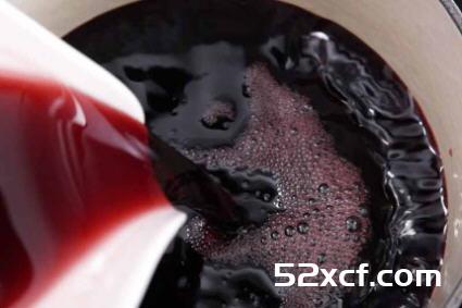 红酒炖梨的做法