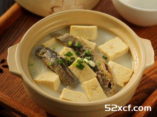 泥鳅炖豆腐的做法