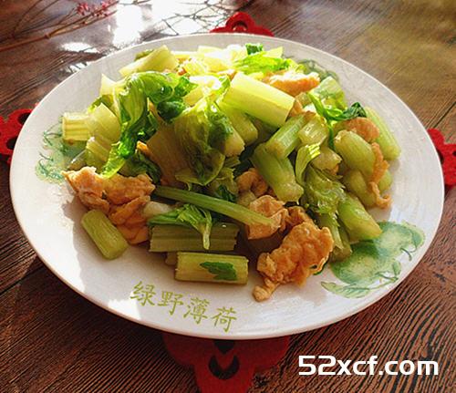 鸡蛋炒芹菜的做法