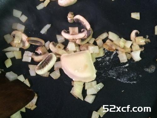 白酱墨鱼义大利面的做法