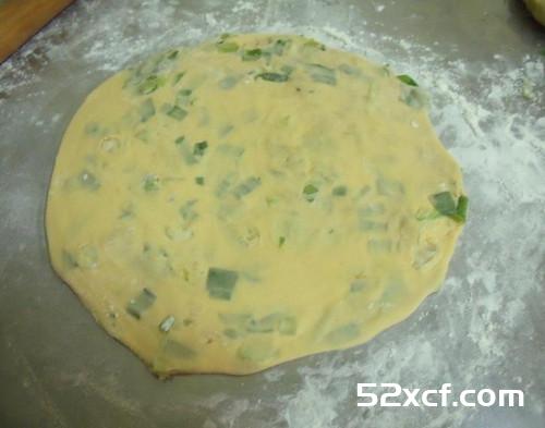 金黄葱油饼的做法