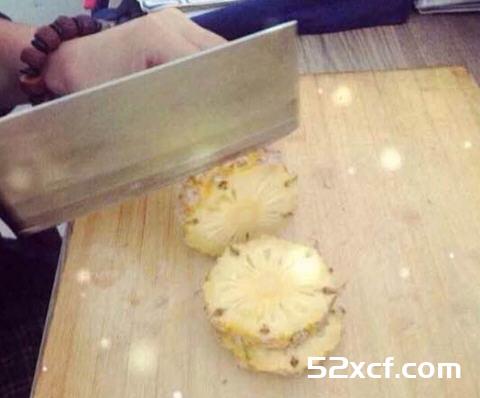 泰国小菠萝吃时要先泡盐水吗？泰国小菠萝怎么吃好
