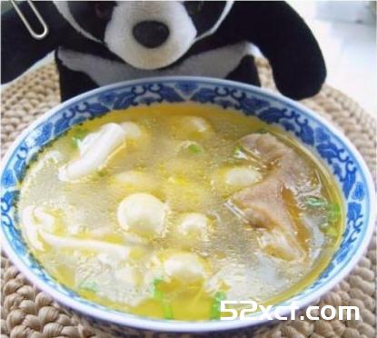 白果炖鸡的做法