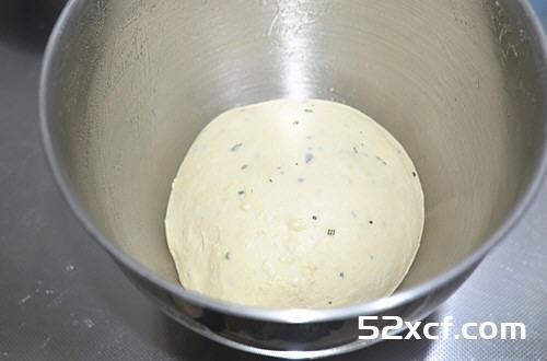 土豆迷迭香面包的做法
