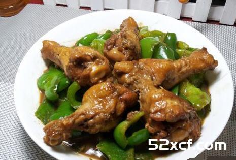 甜椒炒翅根的做法