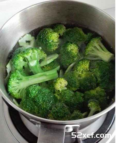 柠香煎鳕鱼的做法
