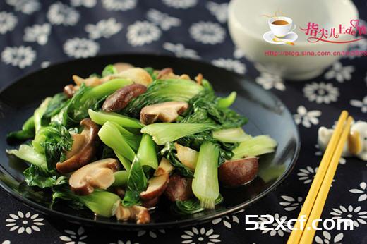 香菇炒小白菜的做法