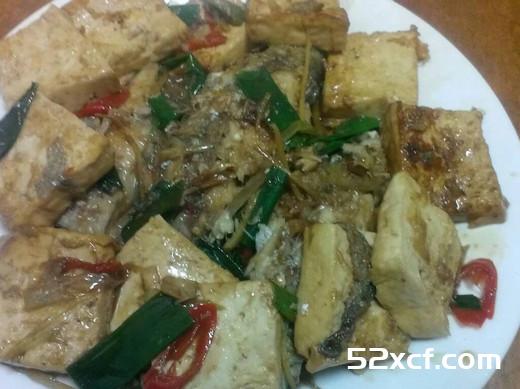 红烧鱼豆腐的家常做法
