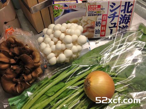 白酱烩菠菜香菇的做法