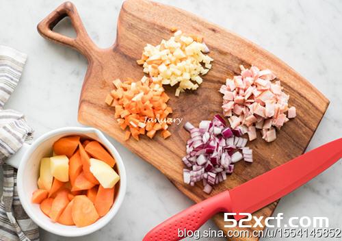 kfc圣诞烤鸡的做法_图解肯德基圣诞烤全鸡怎么做-我爱下厨房