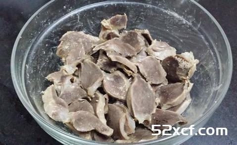 盐焗火鸡肾的做法