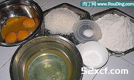 电饭煲做蛋糕简单易做三种方法