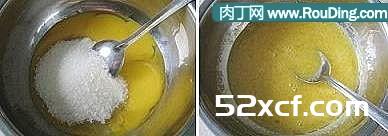 电饭煲做蛋糕简单易做三种方法
