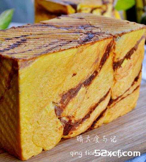 南瓜豆沙虎皮吐司的做法