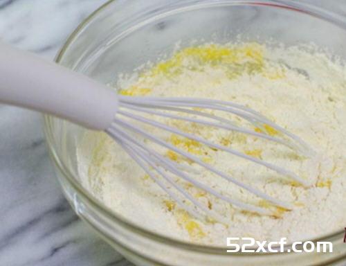 肉桂苹果花蛋糕的做法