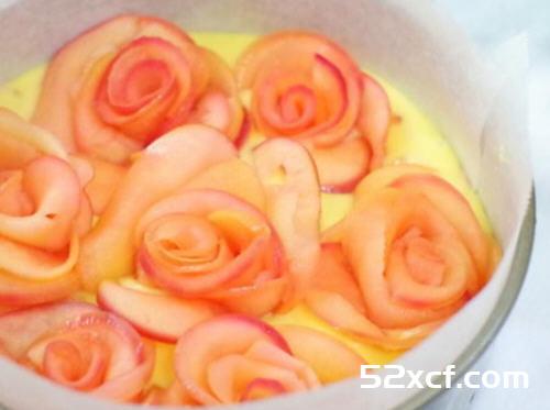 肉桂苹果花蛋糕的做法