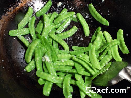 清炒荷兰豆的做法