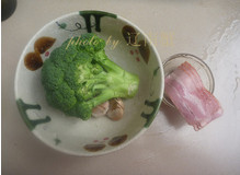 培根西兰花的做法
