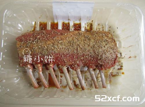 孜然烤羊排配烤蒜的做法