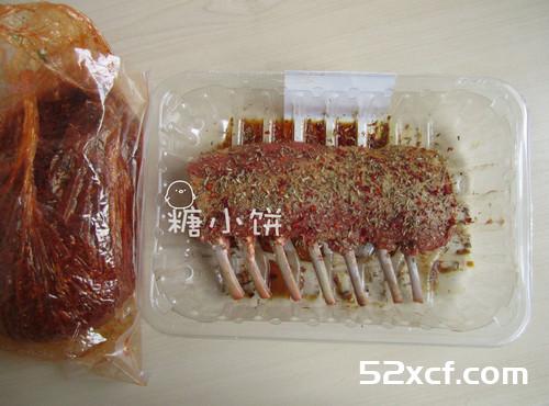 孜然烤羊排配烤蒜的做法