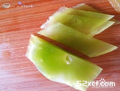 莴笋怎么切成菱形？莴笋切范菱形的方法图解