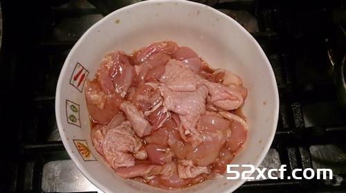 _起司白酱意大利面