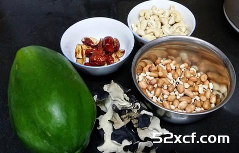 木瓜眉豆花生白背木耳腰果红枣汤的做法