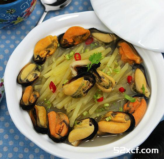 土豆青口鲜汤的做法