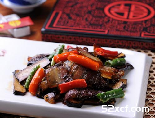 小炒腊肉是什么地方的菜？属于哪个菜系？