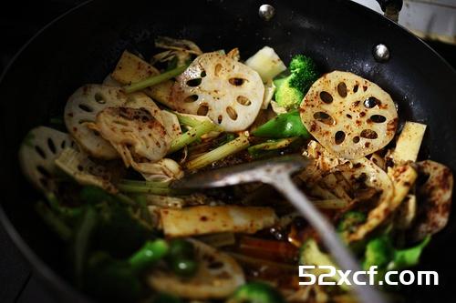 菜男海鲜麻辣香锅的详细做法揭密