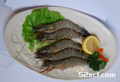 红虾和青虾有啥区别