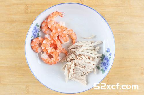 酸辣虾仁鸡丝拌菜的做法