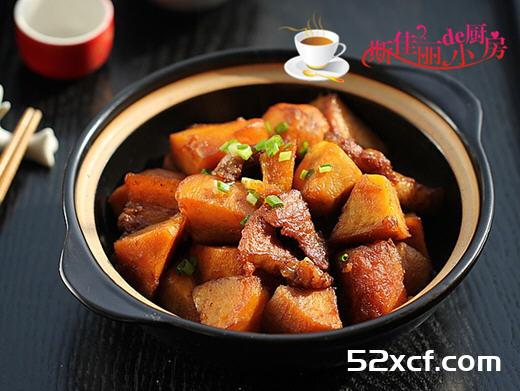 土猪肉烧红薯的做法
