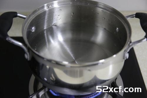 皮蛋瘦肉粥的简单做法