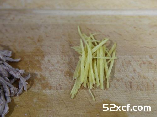 皮蛋瘦肉粥的简单做法