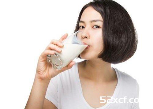 吃饭配鱼松能补钙？高钙鱼松解决老人缺钙问题