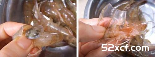 3秒去除虾子肠泥方法图解