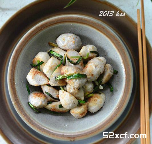 小葱拌芋头的做法
