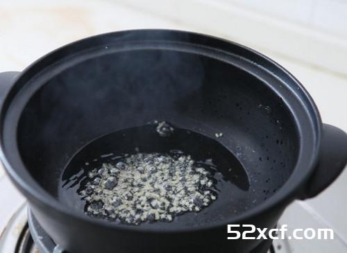 蘑菇鱼茸羹的做法