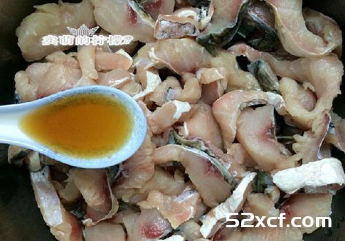 乱炖草鱼片的做法