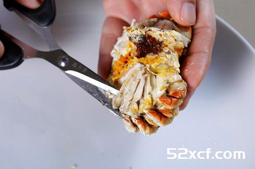 大闸蟹吃法图文教程