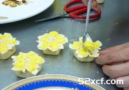 牡丹饺子的包法
