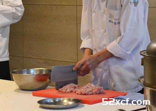 健康年菜手打狮子头与绍兴醉仙翁美味100分