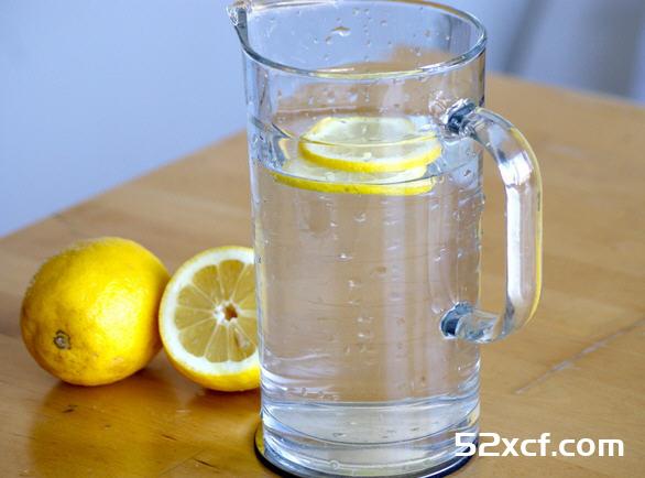 感冒嗓子疼多喝杯柠檬蜂蜜水即可治愈