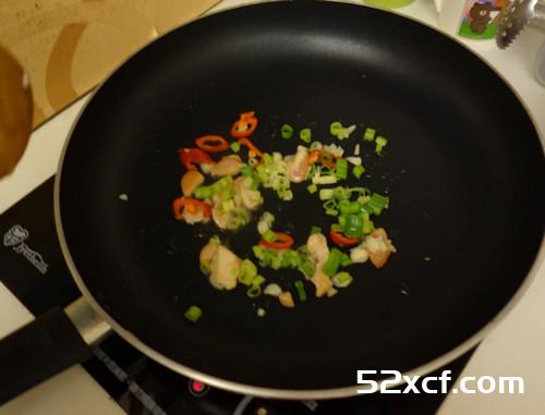 炒水莲的做法_图解炒水莲怎么做好吃-我爱下厨房