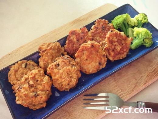 简单易做的低卡鸡肉饼做法