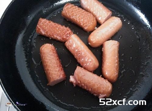 香煎脆皮肠的做法