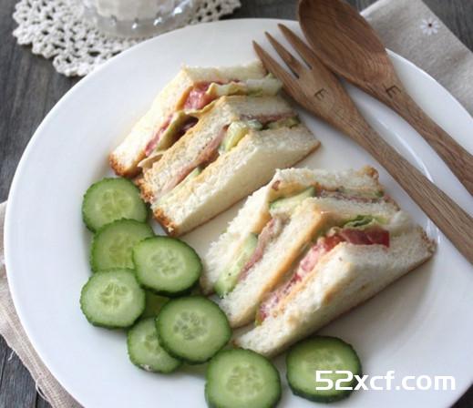 培根三明治的做法