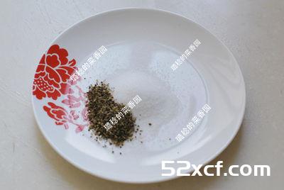 椒盐花生米的做法
