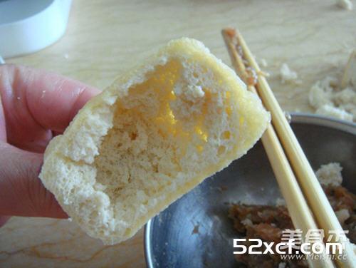 浇汁油豆腐塞肉的做法